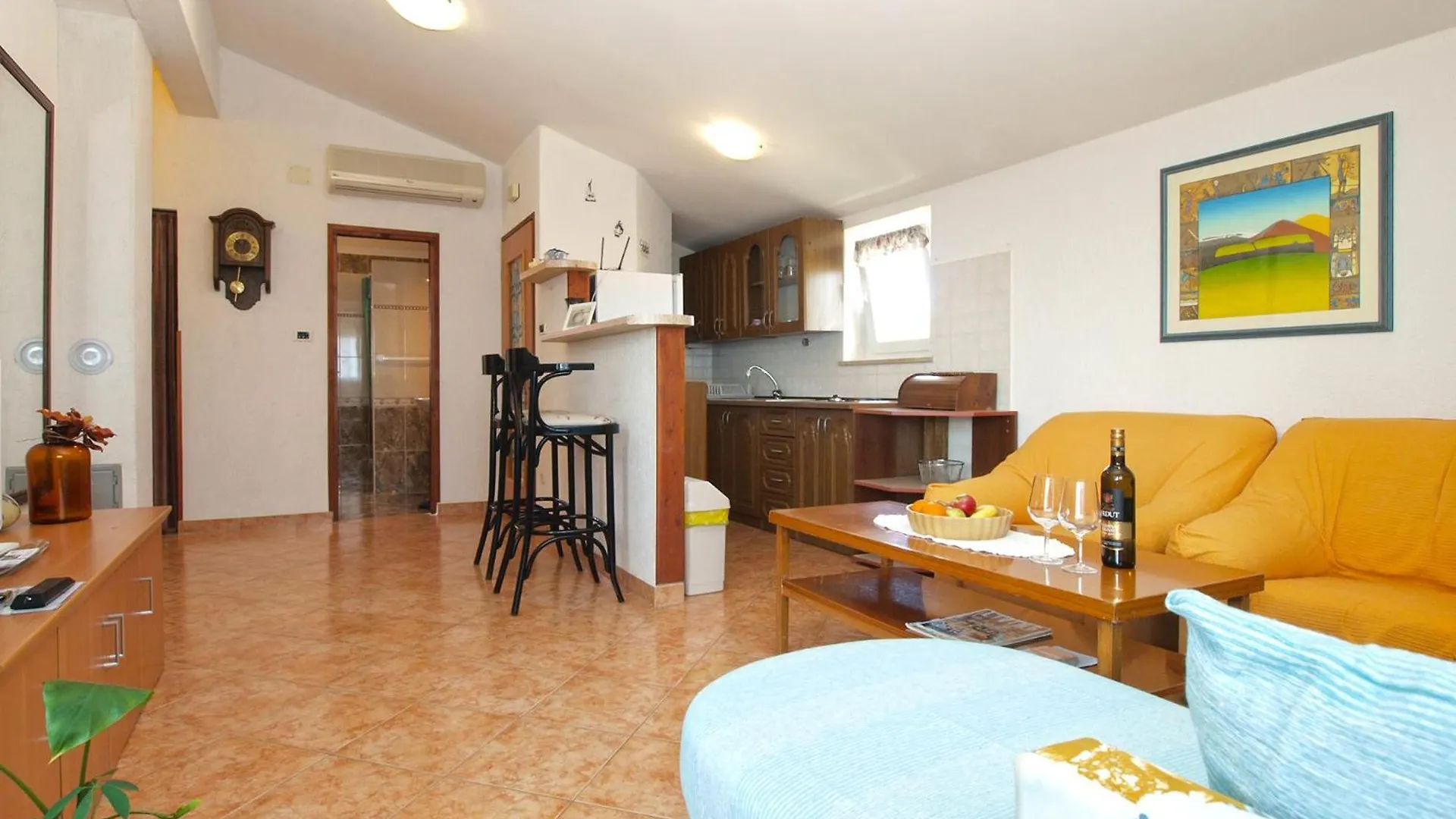 Apartment Emina 2317 Premantura 0*,