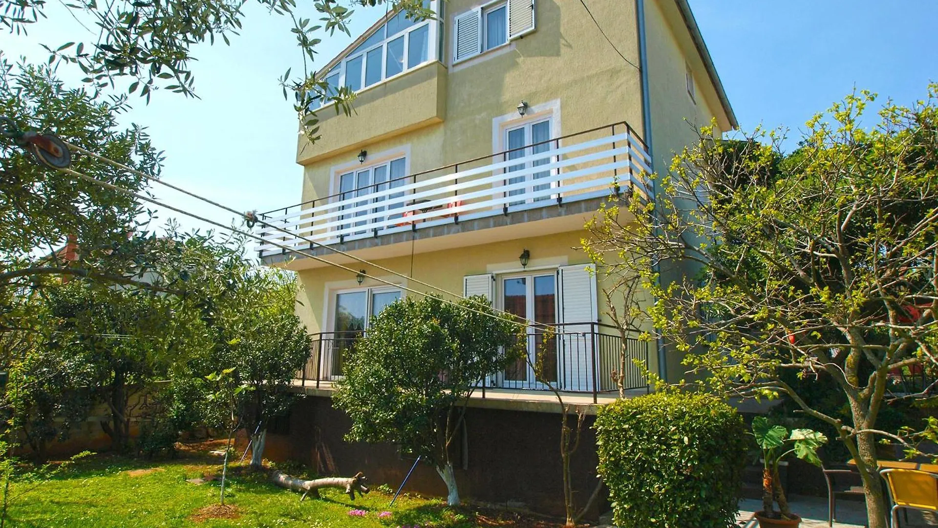 Apartment Emina 2317 Premantura
